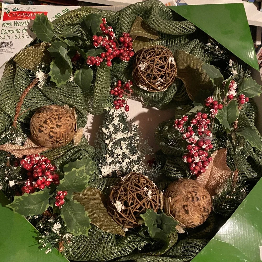 large size nwt wreath
